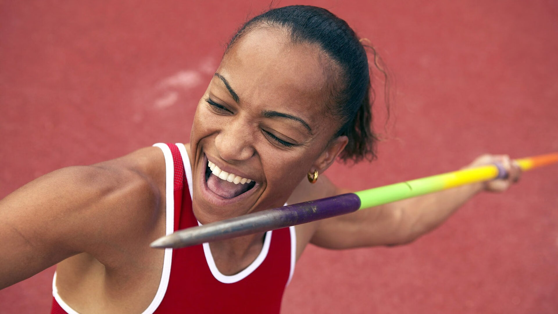 中国篮球联赛观众行为特征及市场营销策略，篮球观众席图片